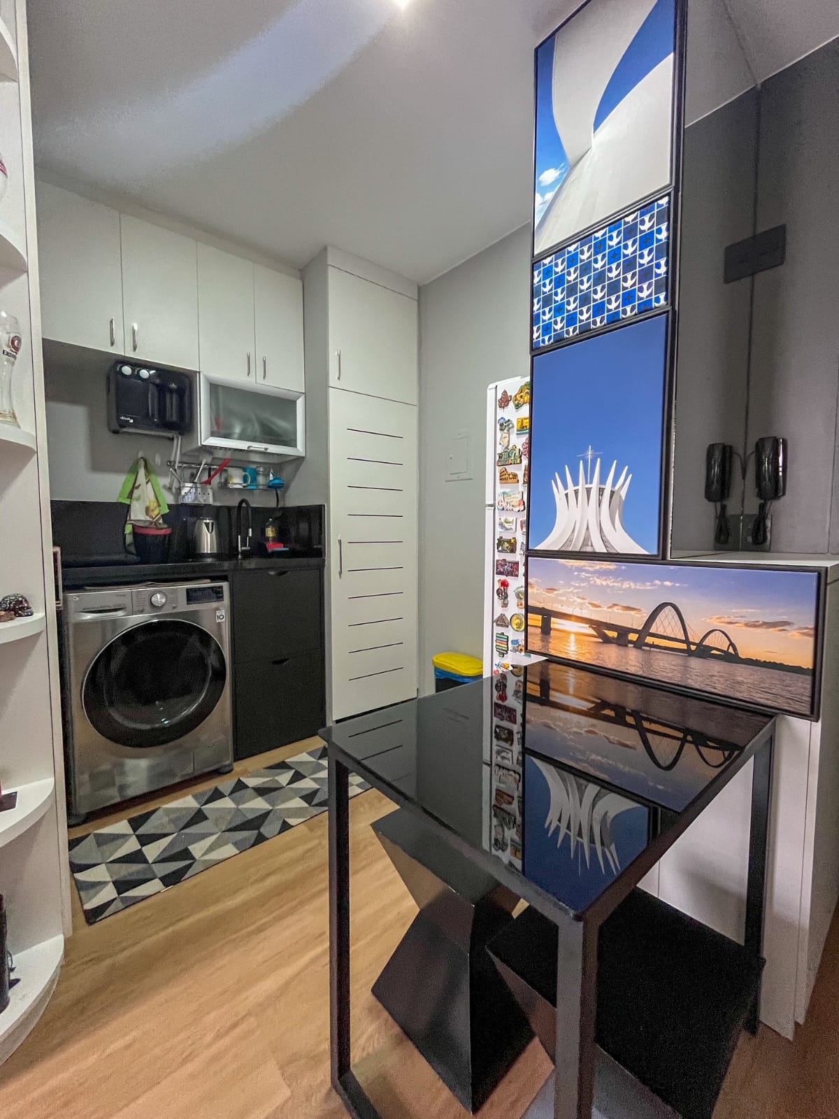 Foto do anúncio de imóvel Apartamento. Kitchenette/Studio KIT REFORMADA NO EDIFÍCIO GRANDVILLE SEPS 712/912 – ASA SUL