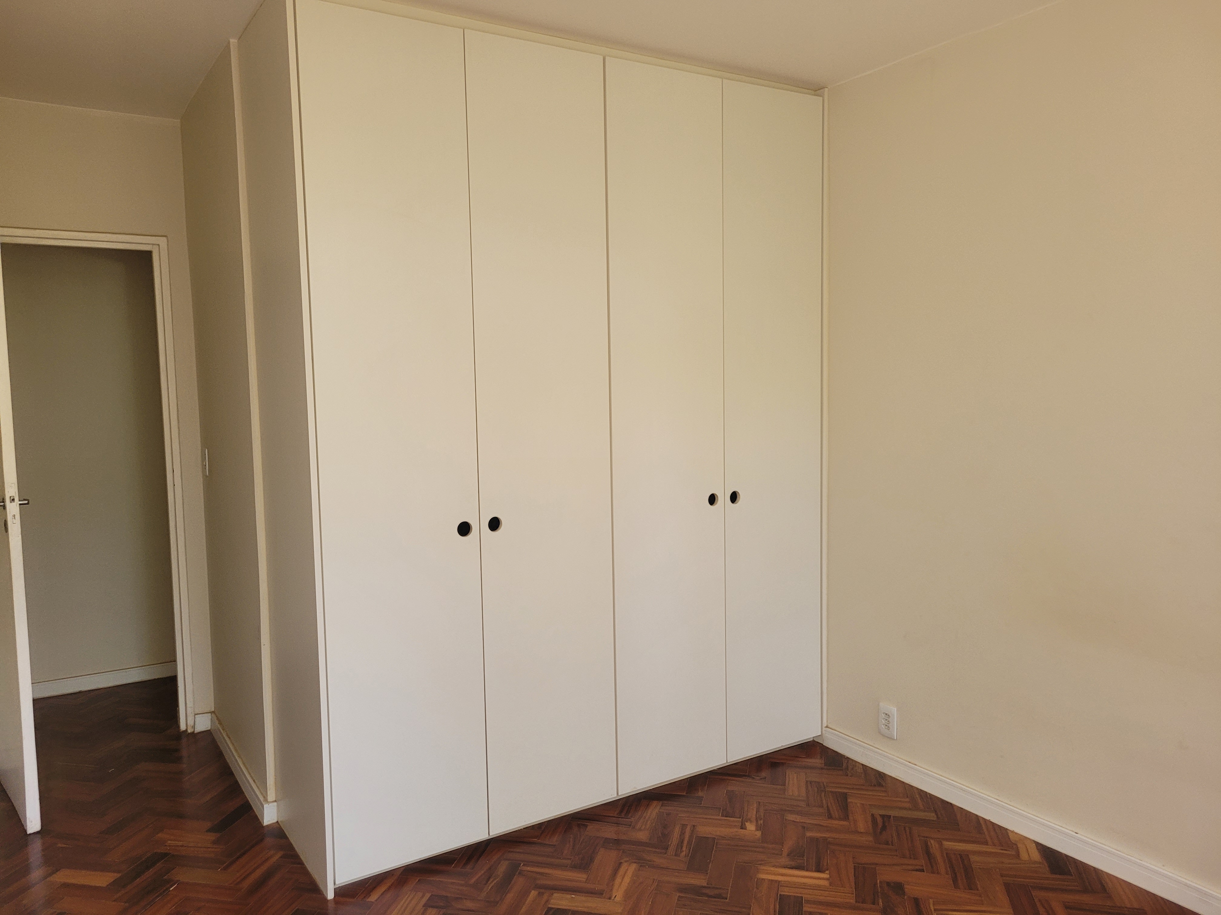 Foto do anúncio de imóvel Apartamento. Padrão SQS 312  - 2 quartos     Asa Sul