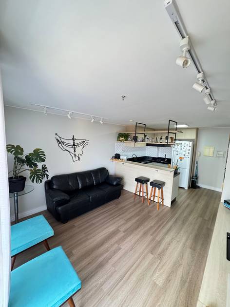 Foto do anúncio de imóvel Apartamento. Padrão Quarto e Sala, Águas Claras, Reformado, Andar Alto, Nascente