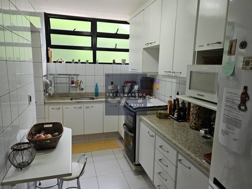 Foto do anúncio de imóvel Apartamento. Padrão SQS 409, 3 Quartos, Reformado, Vista Livre