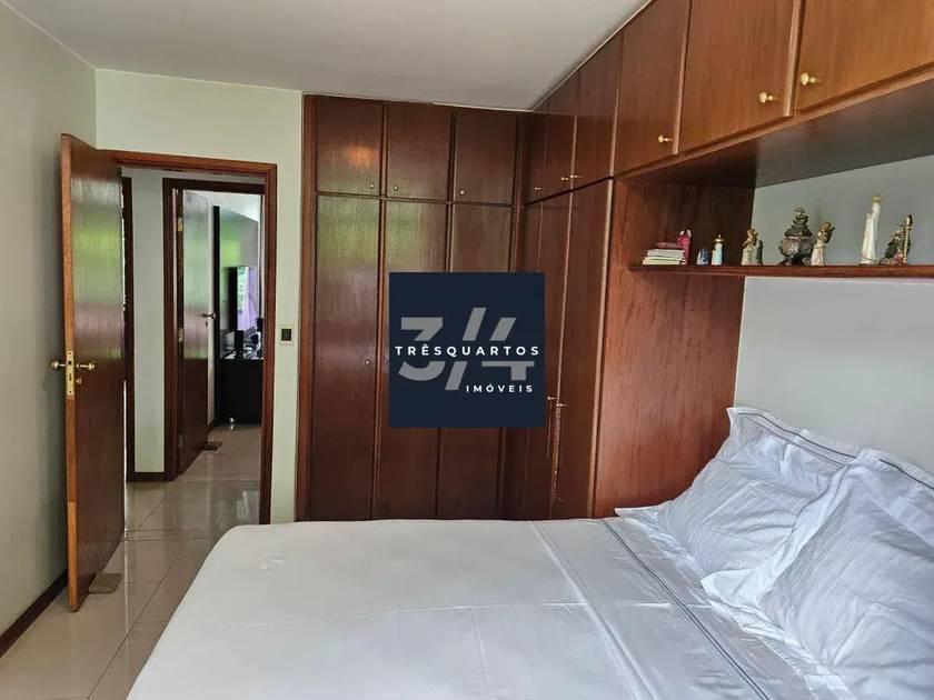 Foto do anúncio de imóvel Apartamento. Padrão SQS 409, 3 Quartos, Reformado, Vista Livre