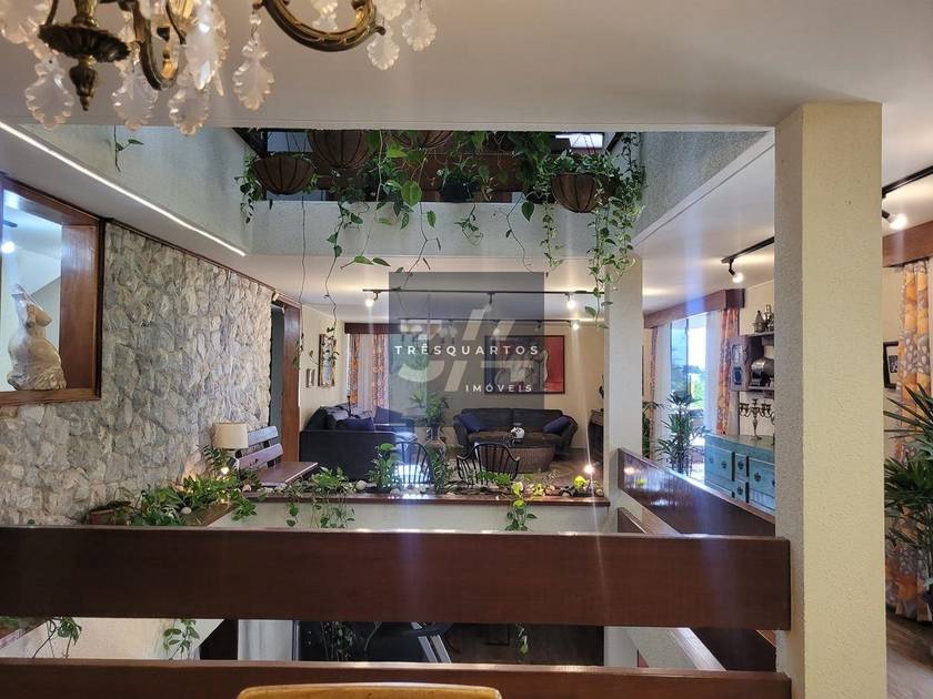 Foto do anúncio de imóvel Casa. Padrão Casa 5 Suítes - Lago Sul