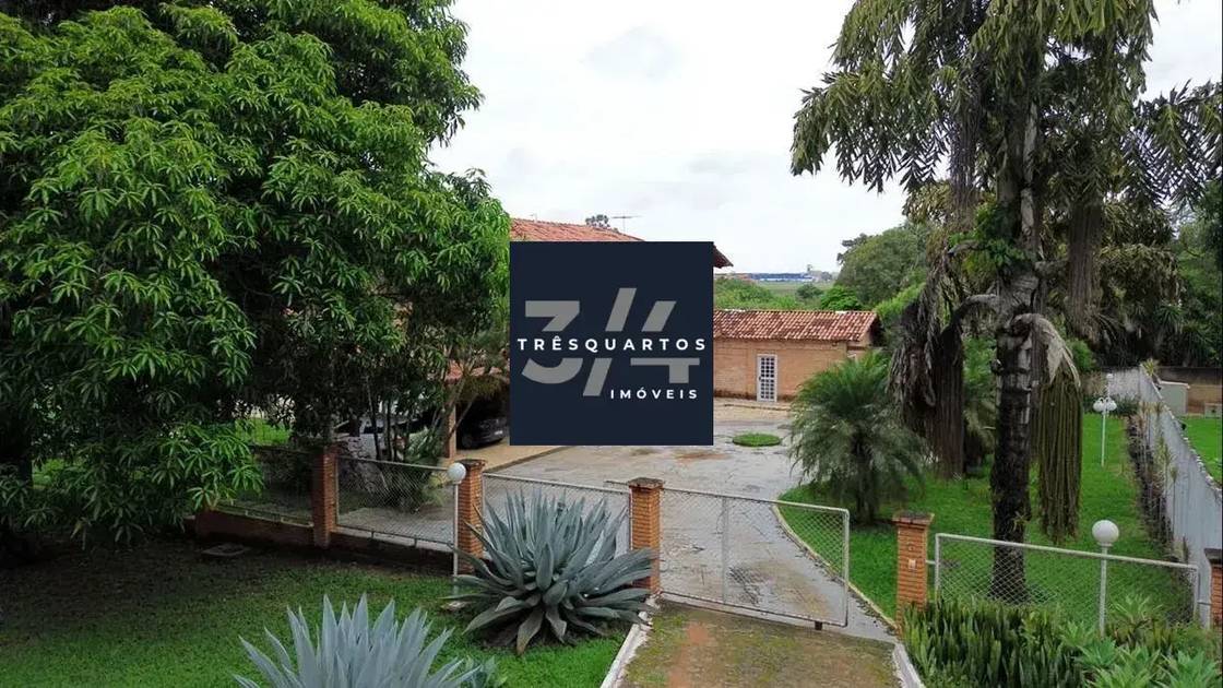 Foto do anúncio de imóvel Casa. Duplex Casa estilo colonial no Park Way, com terreno de 5000m²