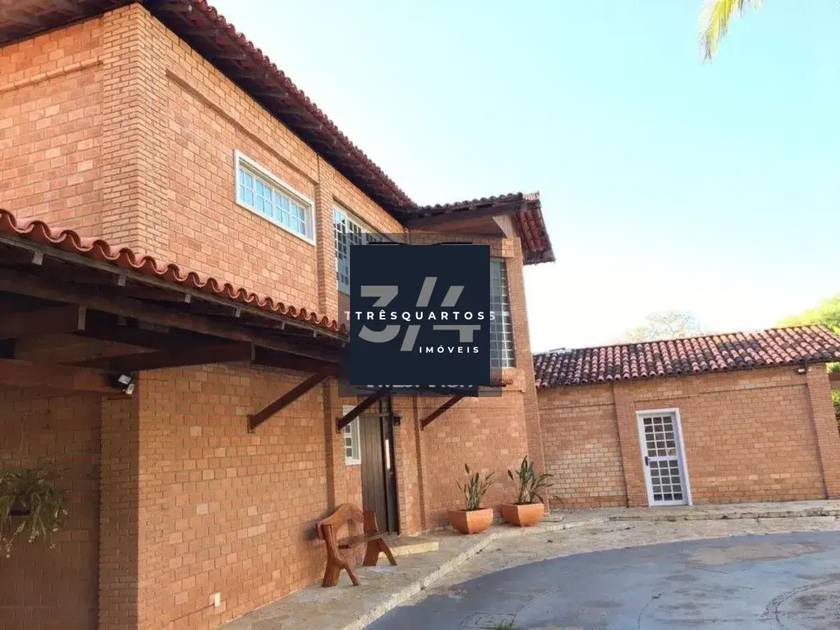 Foto do anúncio de imóvel Casa. Duplex Casa estilo colonial no Park Way, com terreno de 5000m²