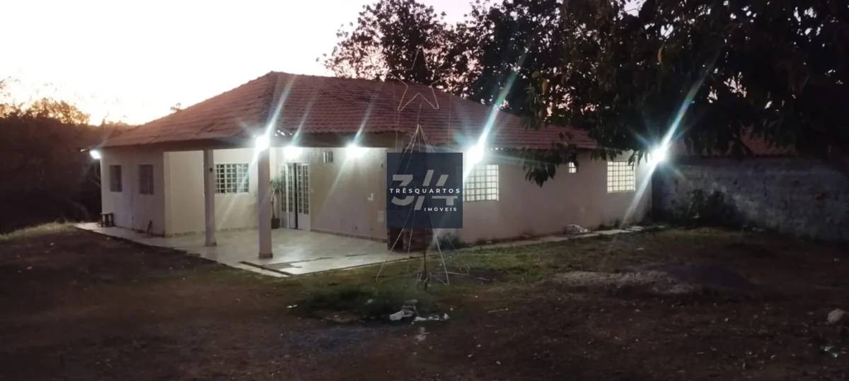 Foto do anúncio de imóvel Casa. Padrão Casa espaçosa no Jardim Botânico – 2 suítes , conforto e tranquilidade