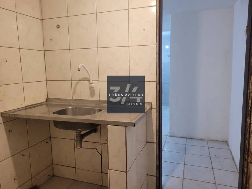 Foto do anúncio de imóvel Comercial. Casa Comercial Oportunidade rara na Asa Sul – Loja dupla na CLS 402 com 250m²!