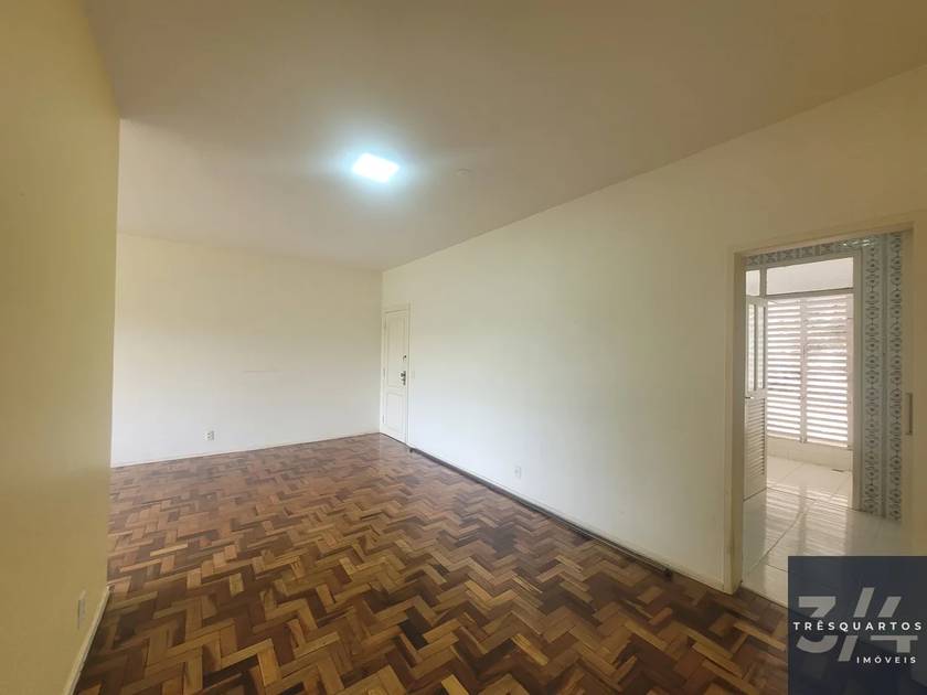 Foto do anúncio de imóvel Apartamento. Padrão SQS 309 | 3 Quartos | 1 Suíte | Nascente