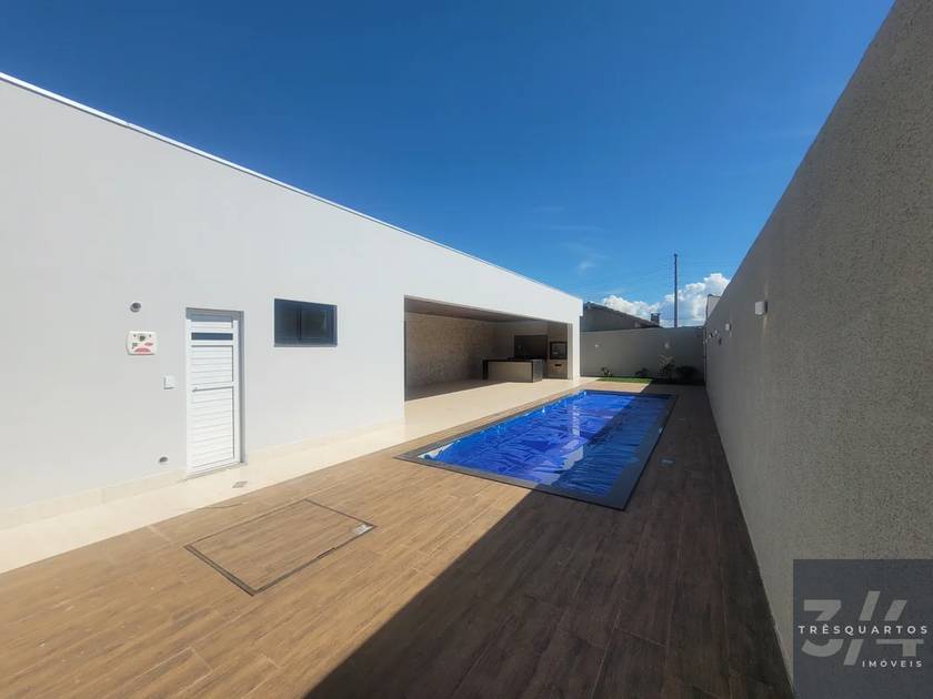 Foto do anúncio de imóvel Casa. Padrão Casa térrea de alto padrão com 4 suítes no Jardim Botânico