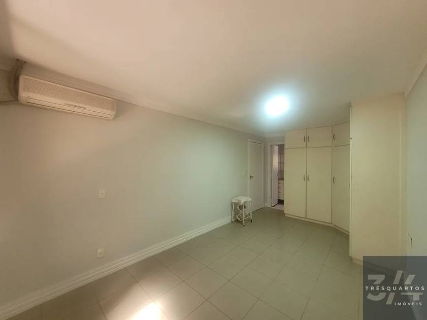 Foto 14 do anúncio de Casa Padrão CASA LINEAR NA ASA SUL | 3 QUARTOS | 1 SUÍTE, Asa Sul