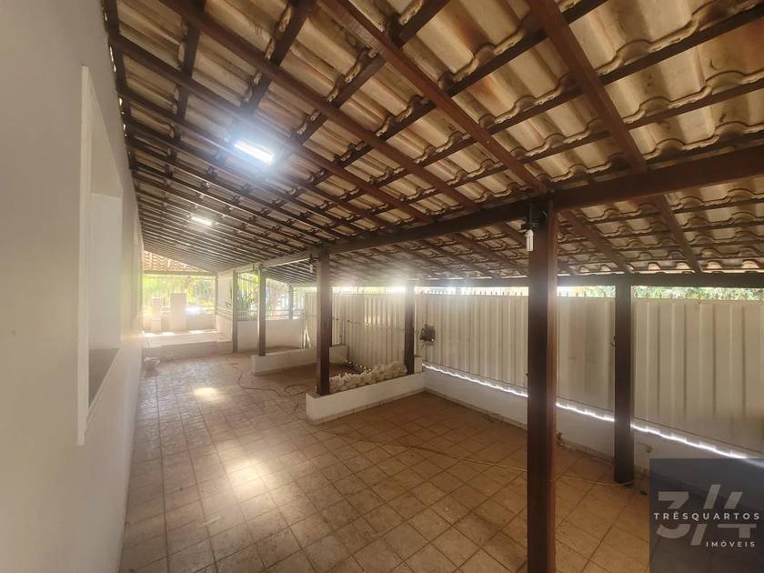 Foto 8 do anúncio de Casa Padrão CASA LINEAR NA ASA SUL | 3 QUARTOS | 1 SUÍTE, Asa Sul