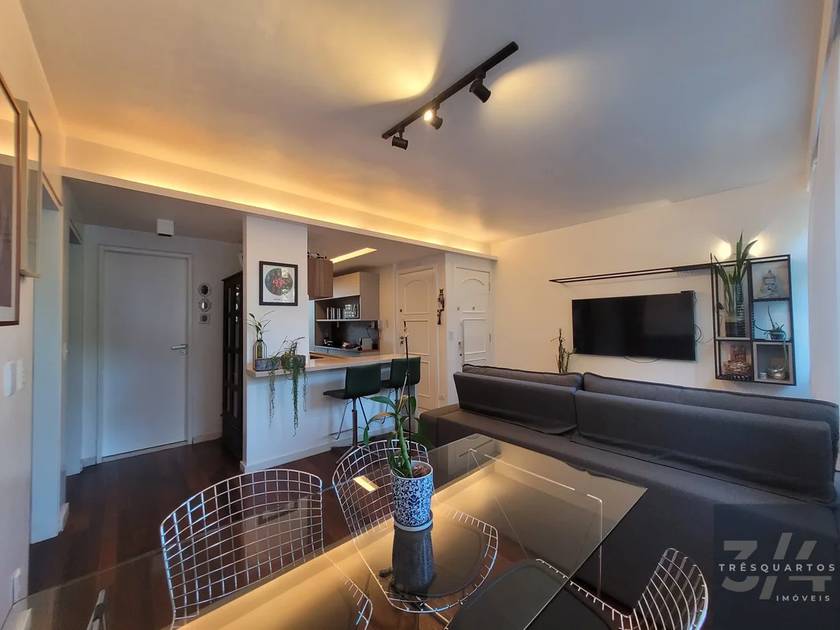 Foto 6 do anúncio de Apartamento Padrão SQN 412 – Apartamento reformado, vazado, 2 quartos, 1 suíte | 68 m², Asa Norte