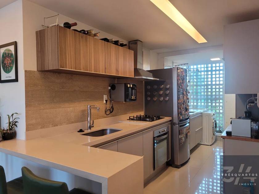 Foto 3 do anúncio de Apartamento Padrão SQN 412 – Apartamento reformado, vazado, 2 quartos, 1 suíte | 68 m², Asa Norte